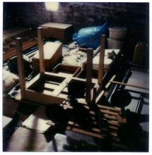 28 Gegenstände, Installation im Keller, 1982